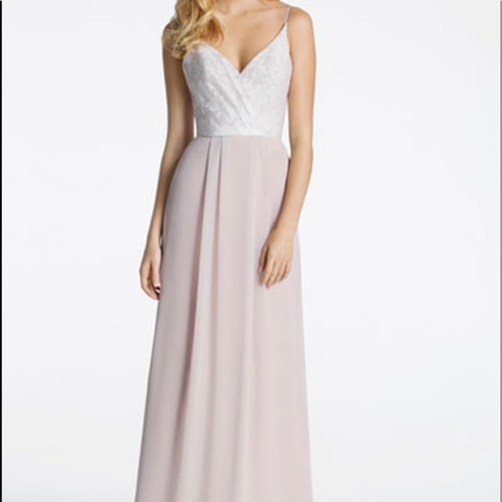 🆕 HAYLEY PAIGE GOWN.